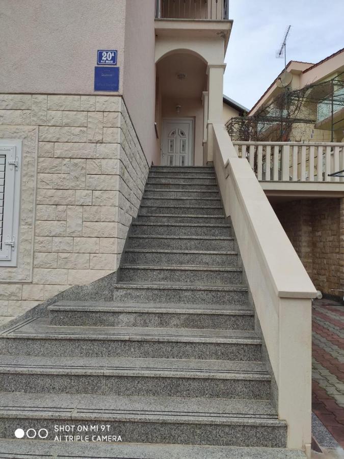 Apartment Svrco Zaboric Exterior foto